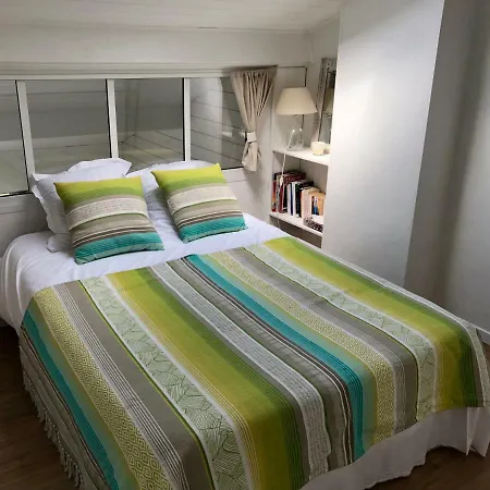 Apartment 18 Rue De La Corvette